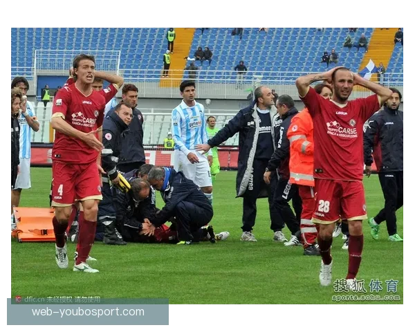 莱歇瑙险胜比绍夫斯霍芬赛场精彩瞬间回顾